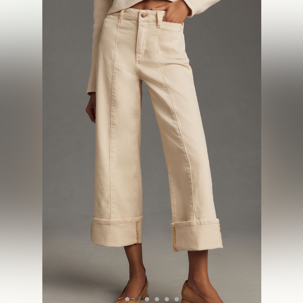 Pilcro cuffed crop high waisted wide leg jeans, size 26